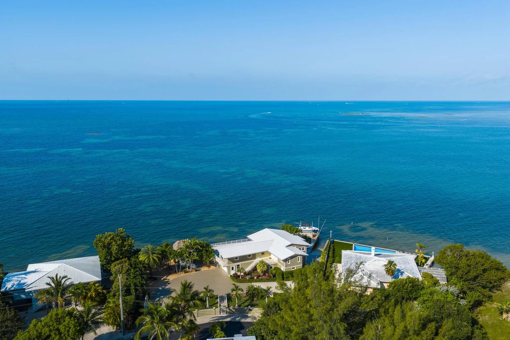 23 Treasure Road, Marathon