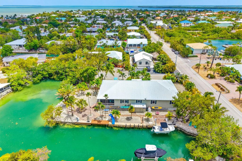 21023 2nd Avenue, Cudjoe Key