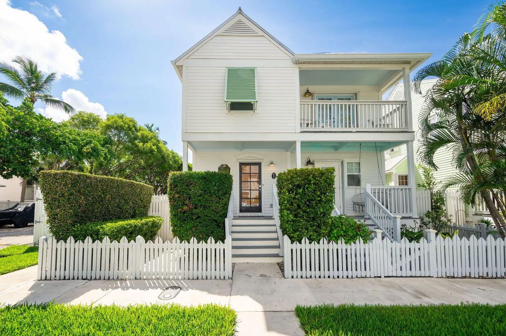 1 Spoonbill Way, Key West