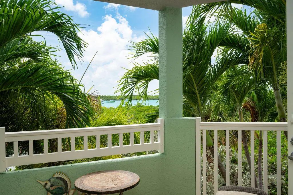 33 Seaside S Court, Key West