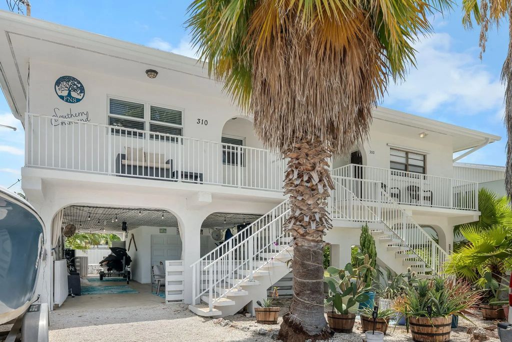 310 3rd Street, Key Colony