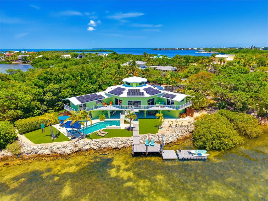 108 Sunset Drive, Marathon