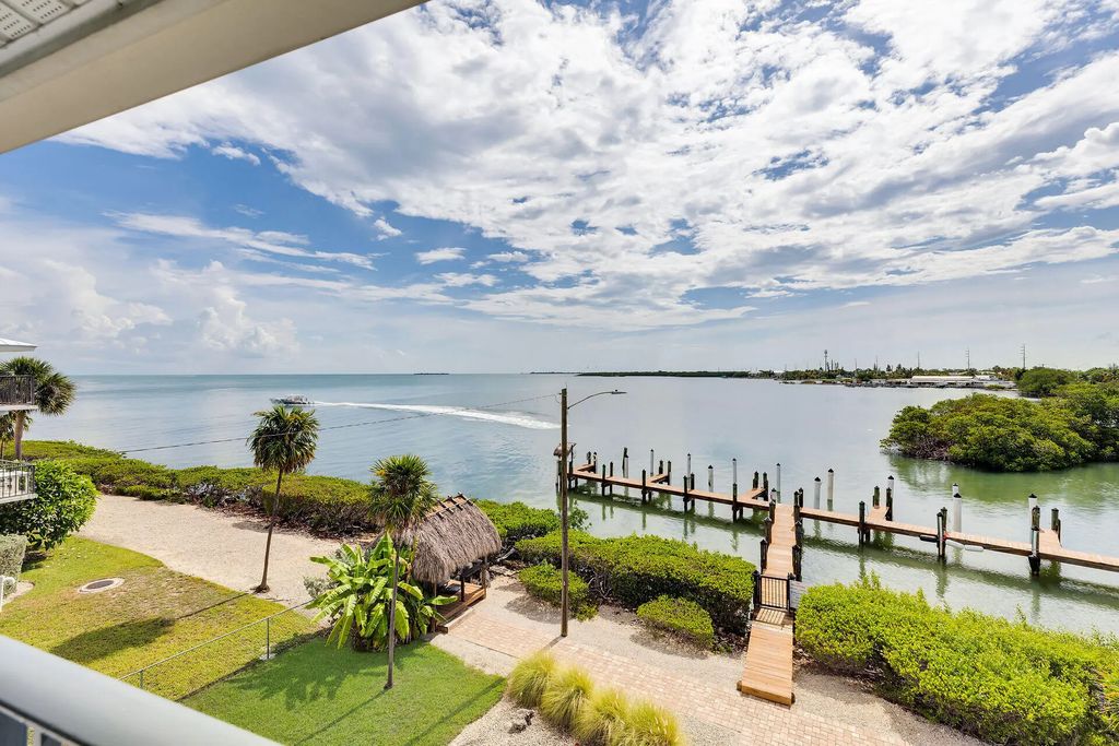 12690 Overseas Highway Apt 34, Marathon