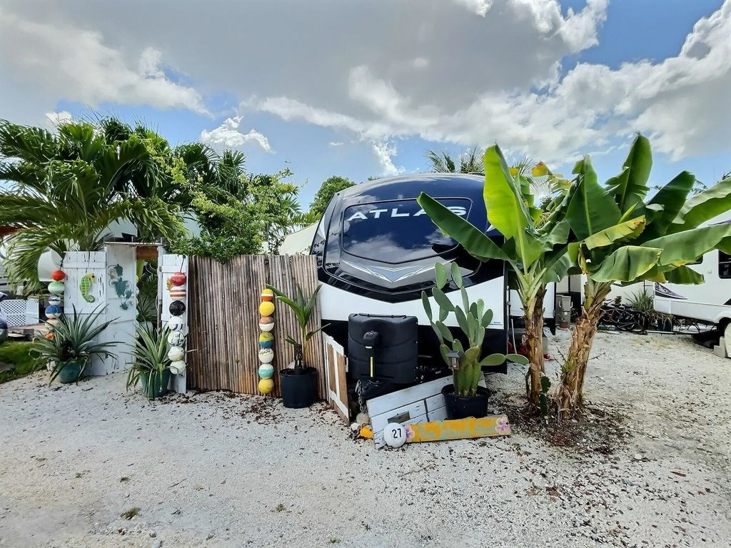 29859 Overseas Highway 27, Big Pine Key