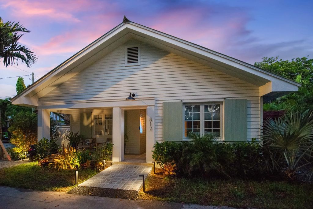 812 Carsten Lane, Key West