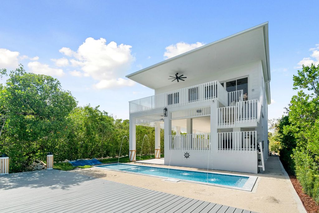 862 Cardinal Lane, Key Largo