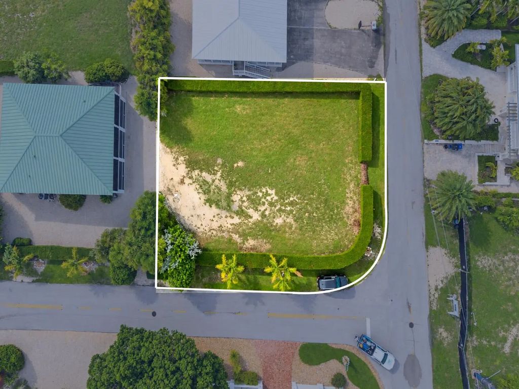 233 W Seaview Circle, Duck Key