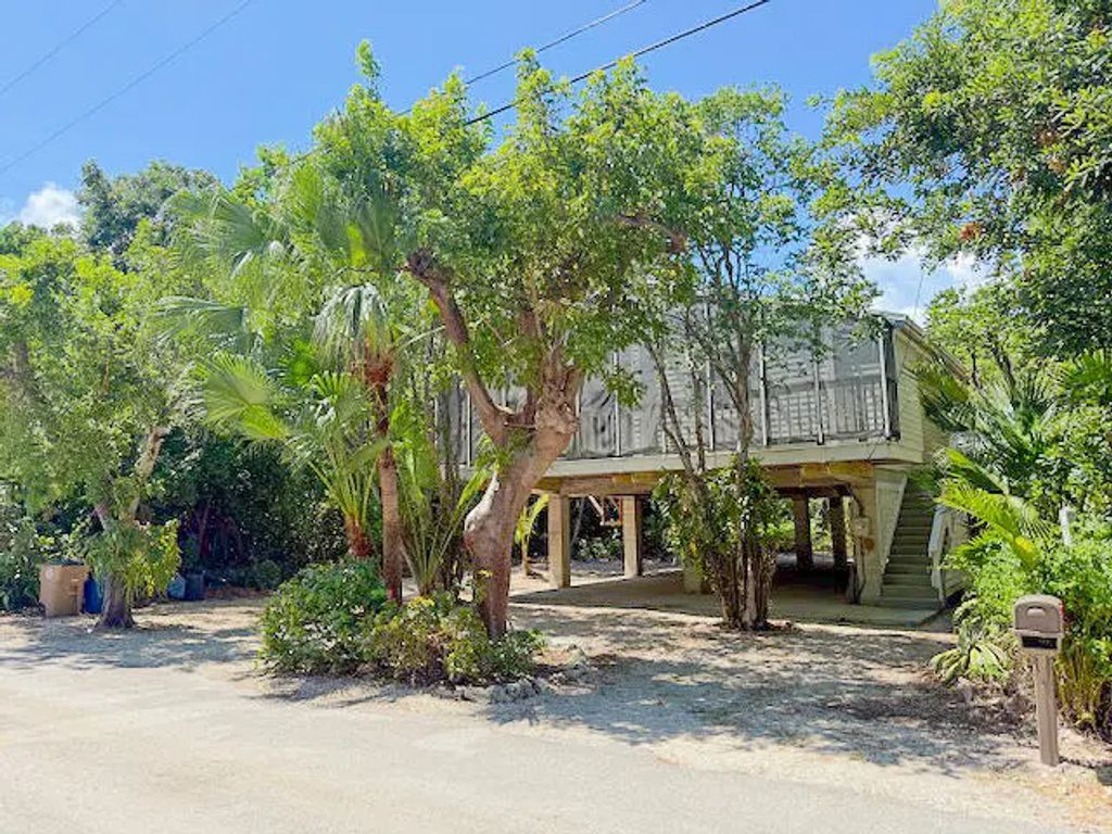 110 Arctic Avenue, Key Largo