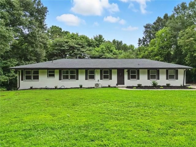 933 Old Noonday Sch House Road, Marietta