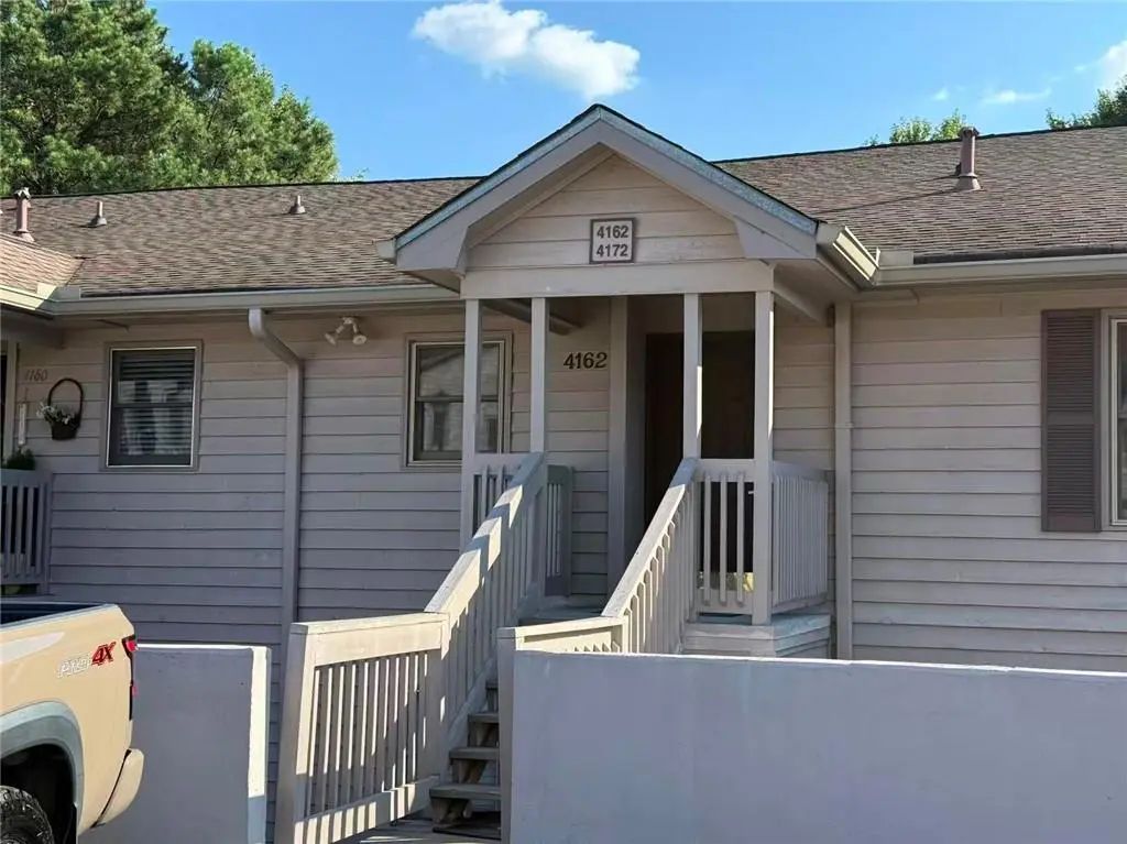 4162 Stillwater Drive, Duluth