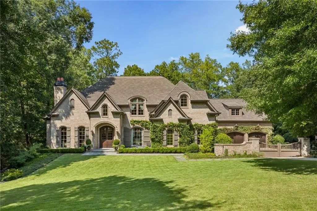 405 Kenbrook Drive, Sandy Springs