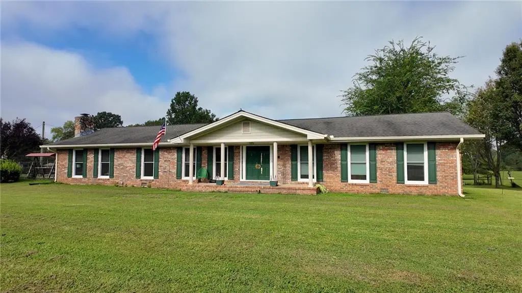 12621 Highway 142, Oxford