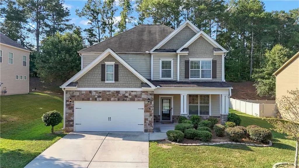 157 Westminster Way, Newnan