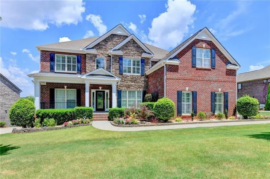 2825 Waterstone Drive, Cumming