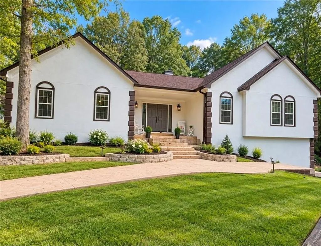 3731 Spring Leaf Lane, Acworth
