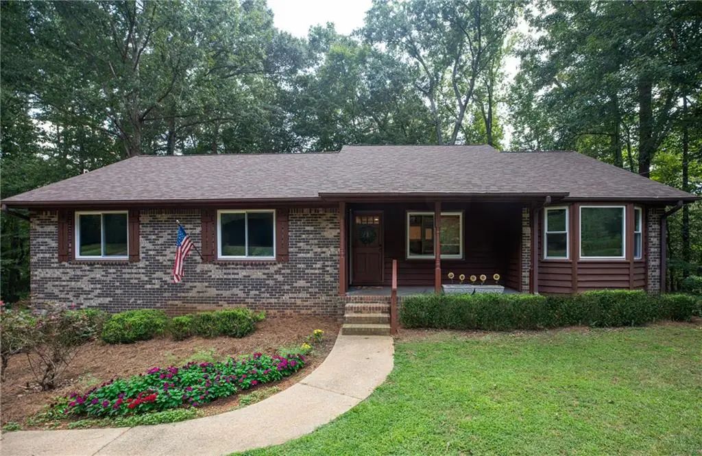 4512 Creekwood Circle Nw, Kennesaw