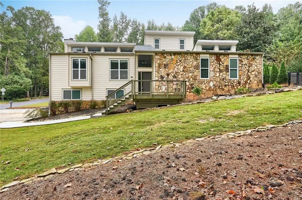2470 Kingsley Drive Ne, Marietta