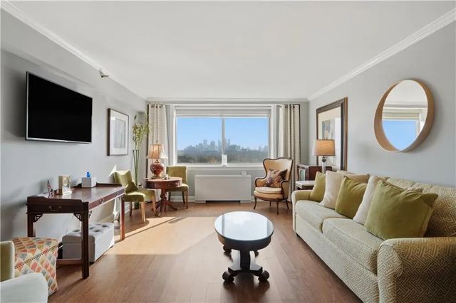 Unit 1401 - 2479 Peachtree Road Ne, Atlanta