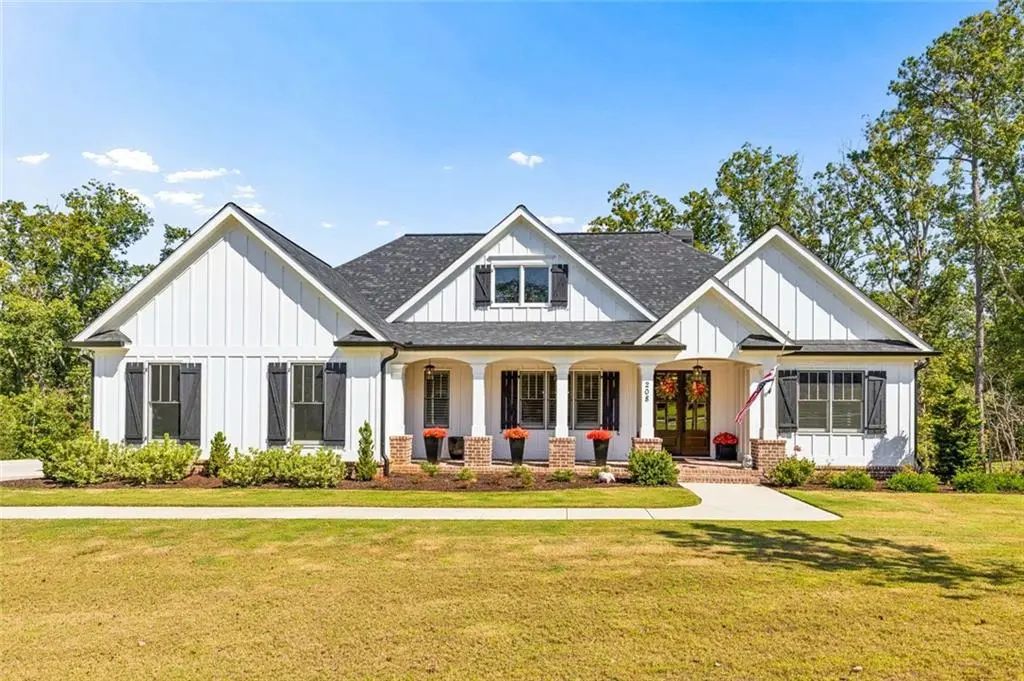 208 Sawyers Farm Drive, Waleska