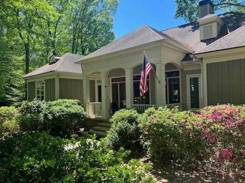 1631 Red Cedar Road, Commerce