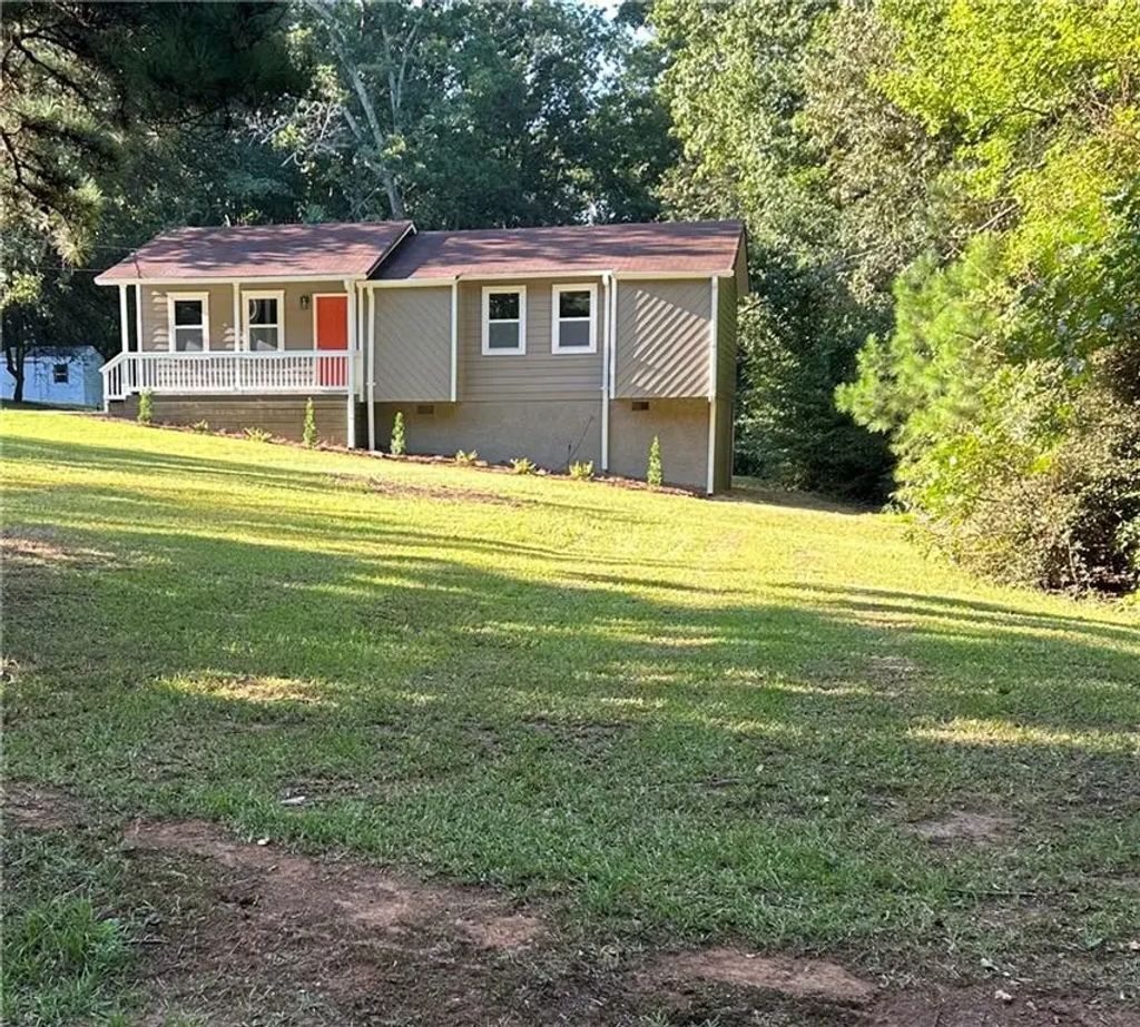 2683 Legion Lake Road, Douglasville