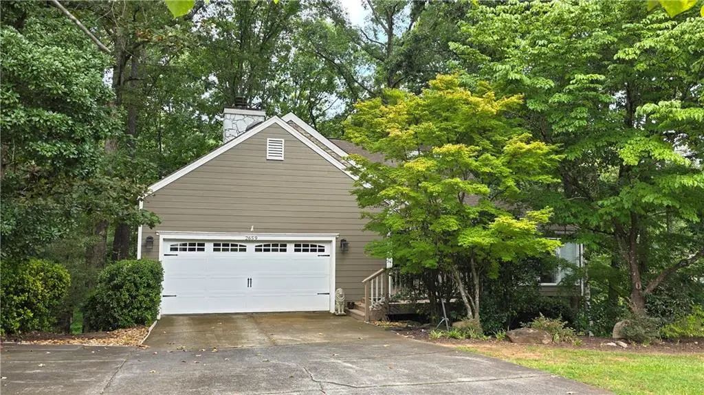 2659 Spring Rock Way Ne, Roswell