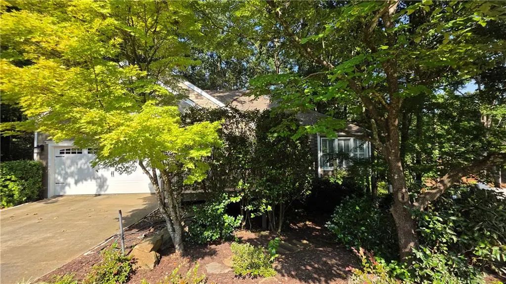 2659 Spring Rock Way Ne, Roswell