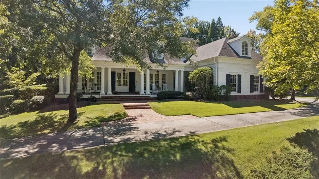 430 Windship Place, Sandy Springs