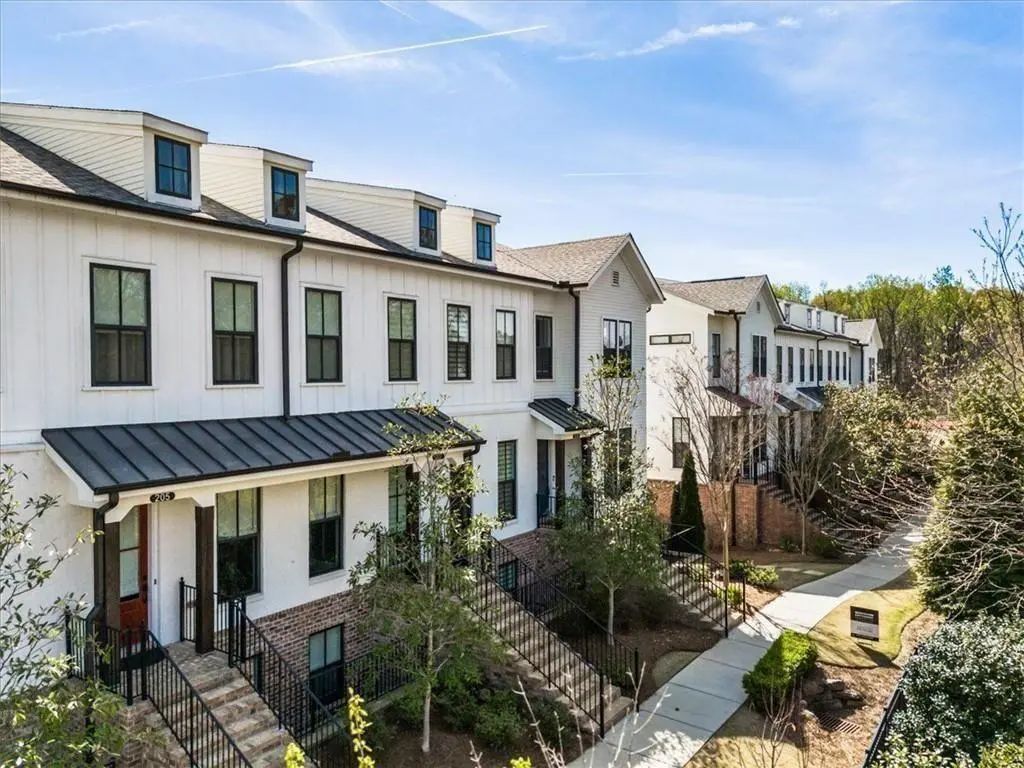 205 Phillips Lane, Alpharetta