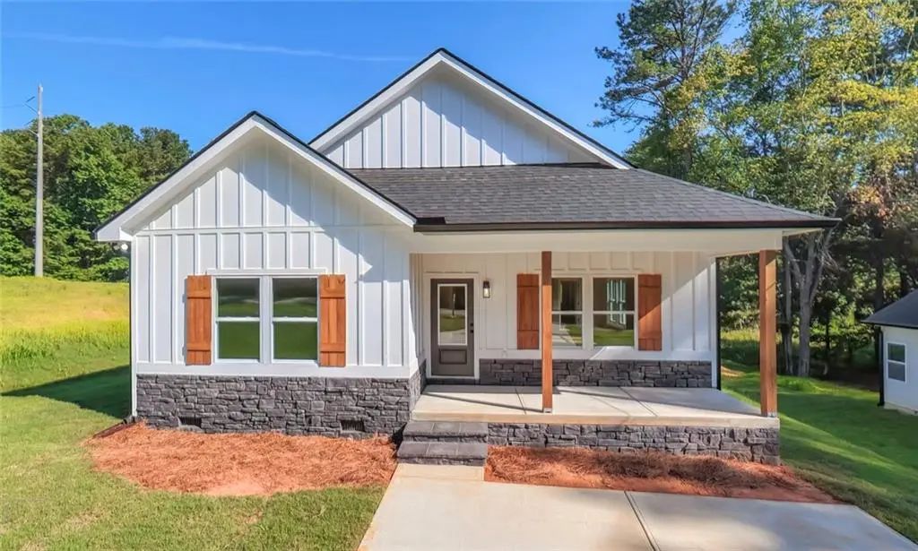 1118 Whispering Hills Drive, Bremen