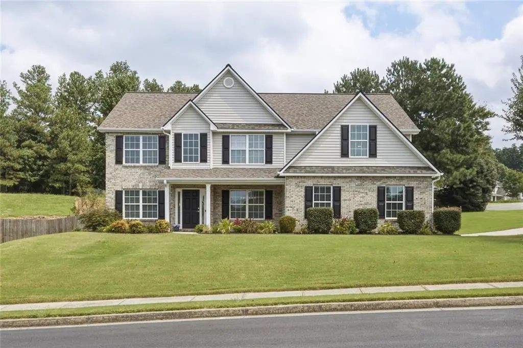 703 Country Grove Lane, Auburn