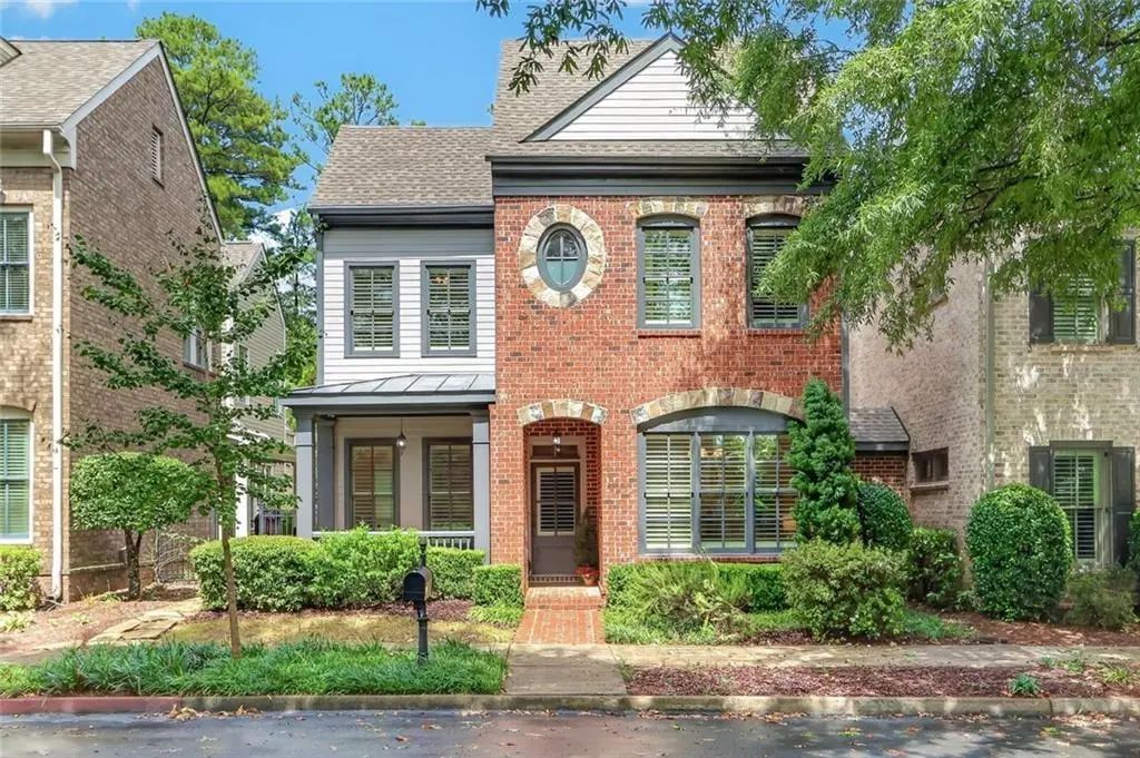 2058 Heathermere Way, Roswell