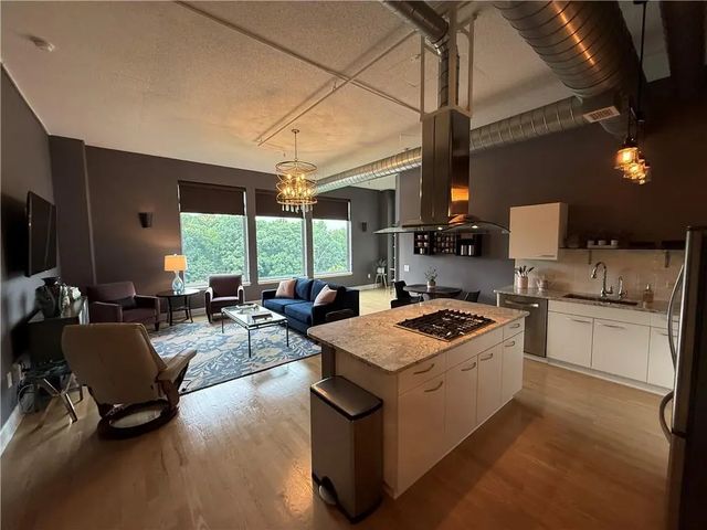 Unit 709 - 3820 Roswell Road Ne, Atlanta