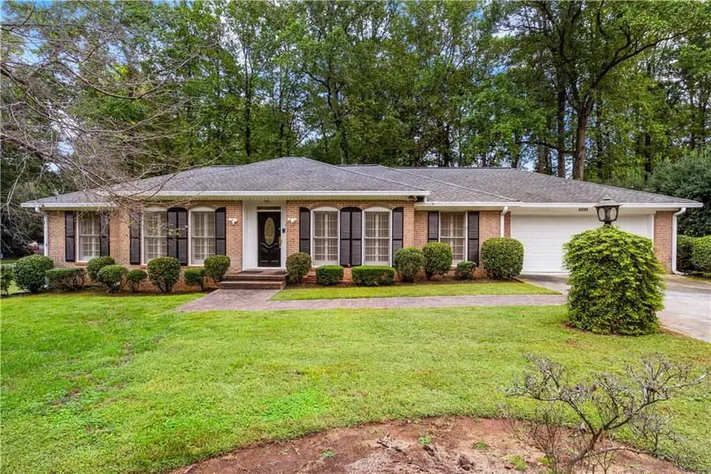 5291 Saffron Drive, Dunwoody