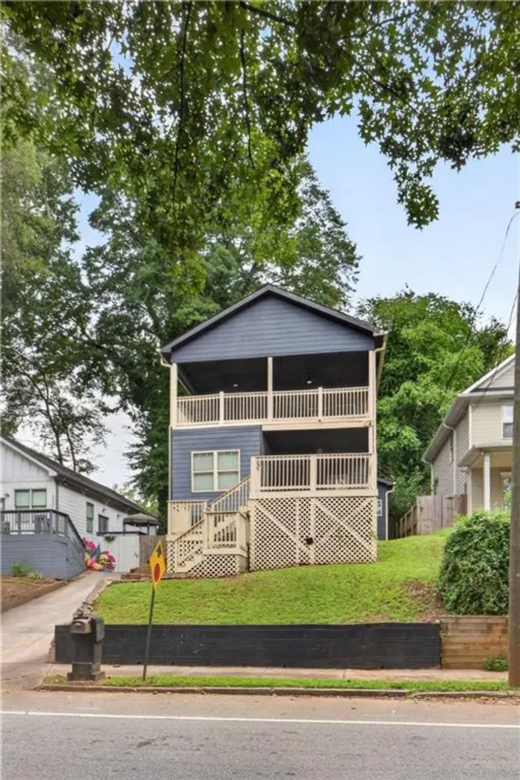 319 Lawton Street Sw, Atlanta