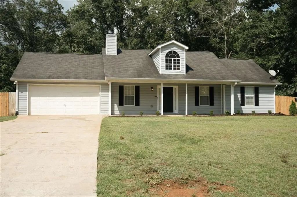 1215 Browns Country Lane, Locust Grove