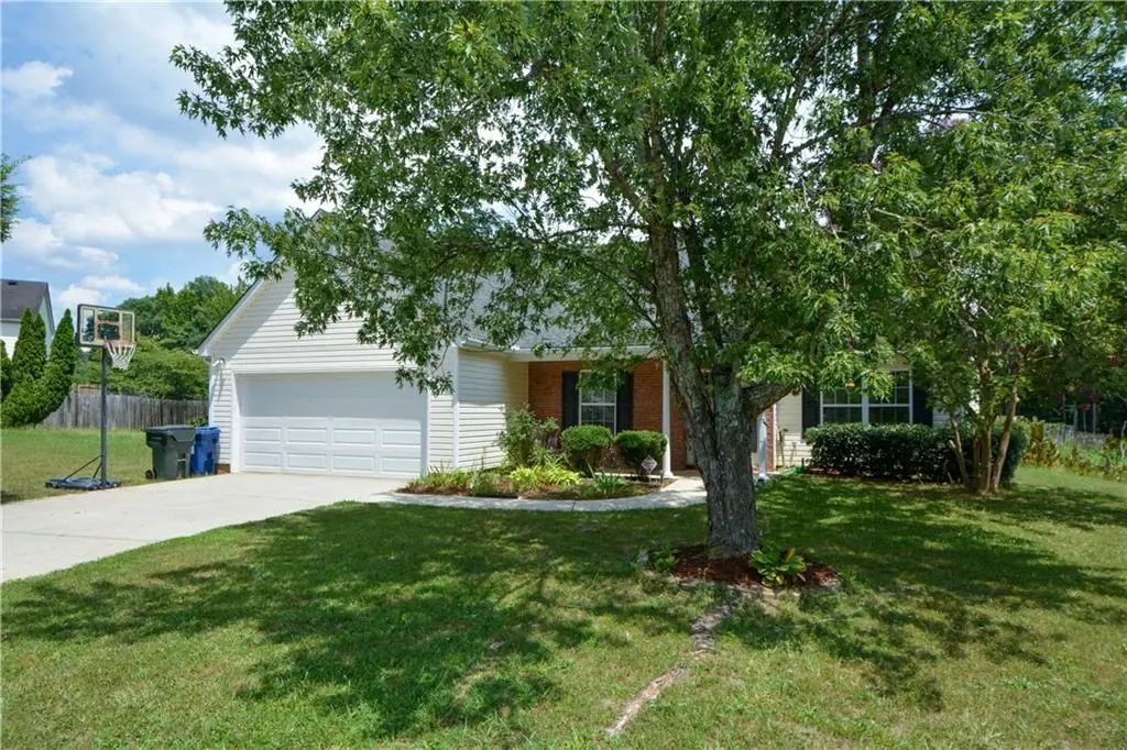 1320 Webb Farm Lane, Loganville