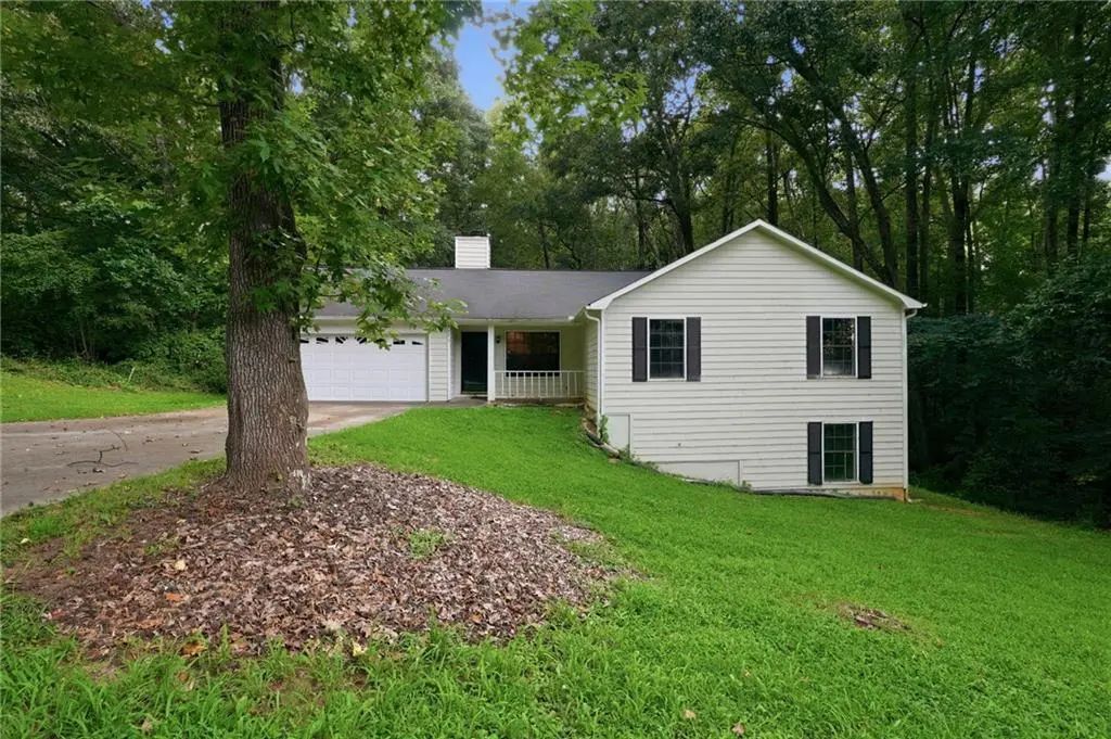 3971 Woodbridge Drive, Snellville