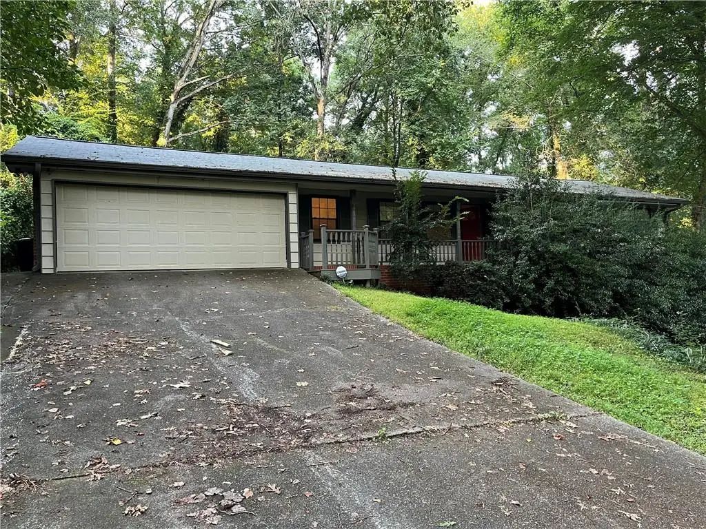 1088 Wheatley Drive Sw, Lilburn