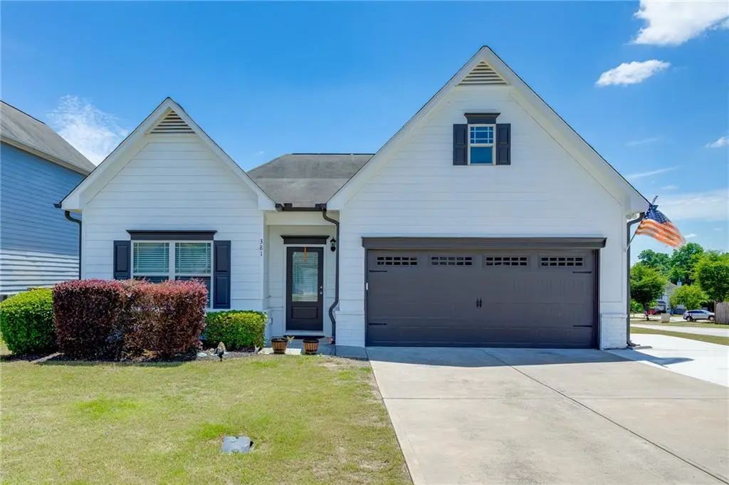 381 Eagles Bluff Way, Hoschton