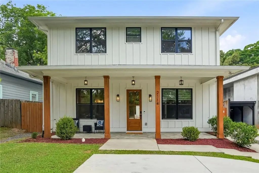 2114 Memorial Drive Se, Atlanta