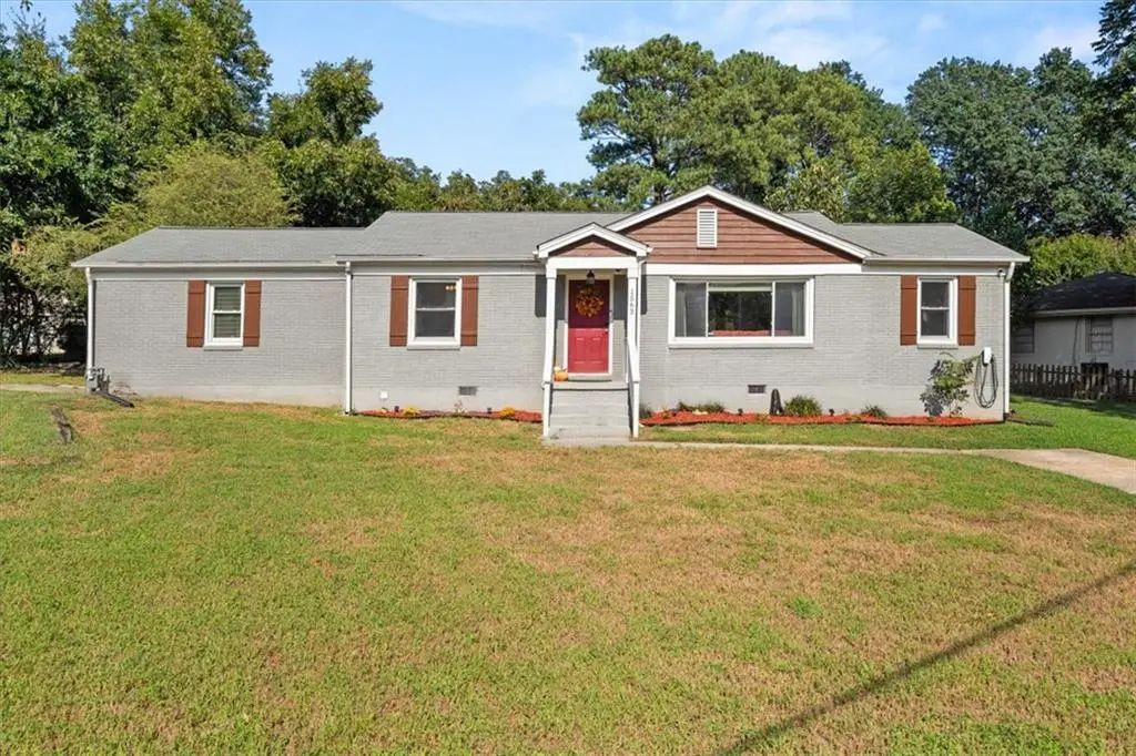 1563 Cloverdale Drive Se, Marietta