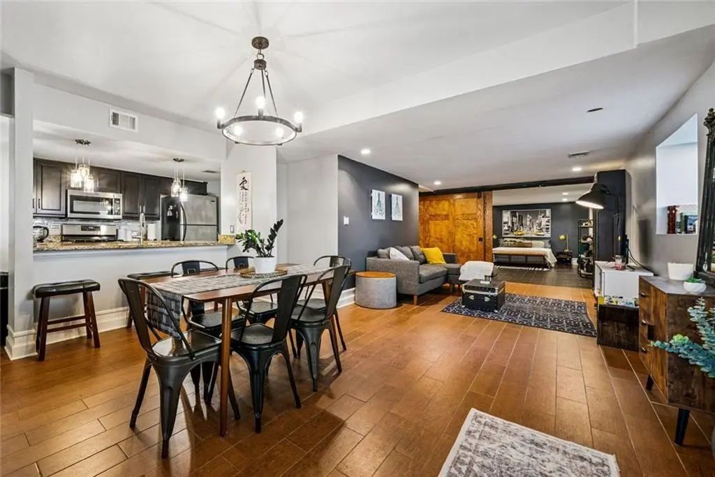 Unit 9 - 3048 Briarcliff Road Ne, Atlanta