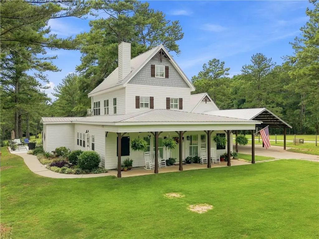 216 Mockingbird Lane, Brooks