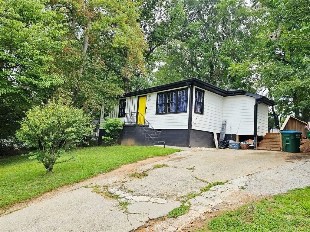 2096 Venesa Circle Circle, Austell