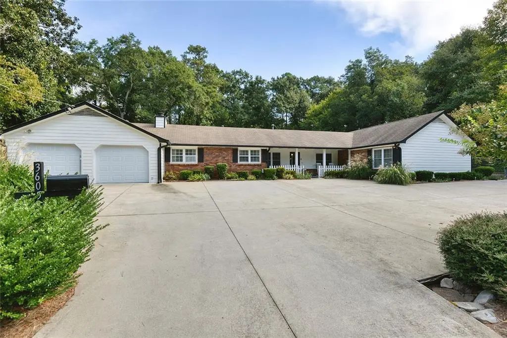3605 Shallowford Road, Marietta