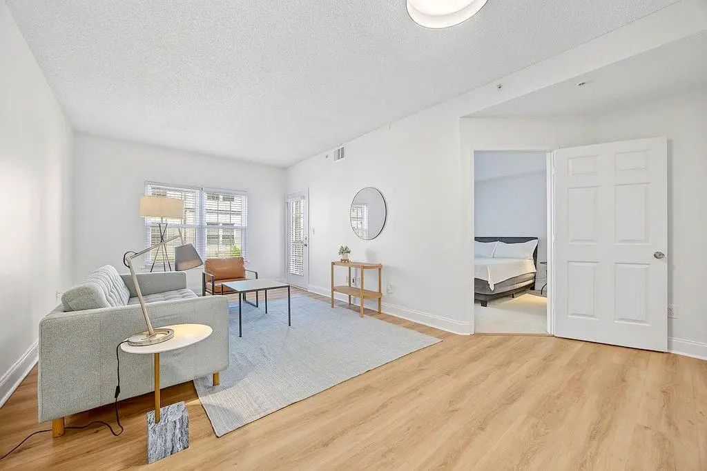 Unit A301 - 1075 Peachtree Walk Ne, Atlanta