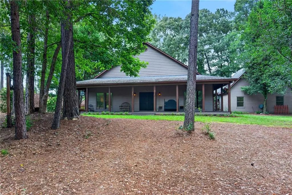 1369 Mobley Bridge Road, Hogansville
