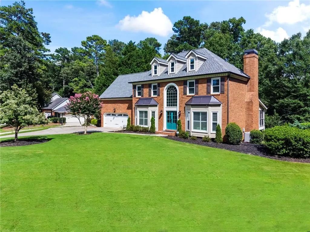 8325 Riverbirch Drive, Roswell
