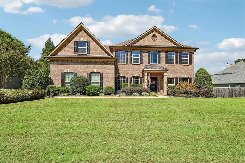 337 Meadowcrest Circle, Canton